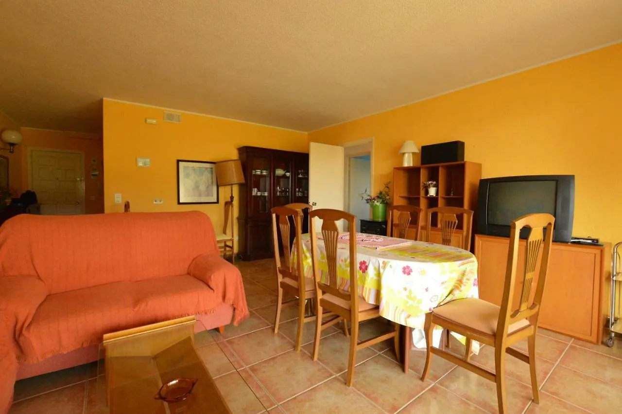 Alboran 2 Dormitorios Familias Arysal Salou Spain