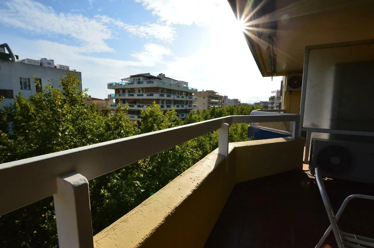 Alboran 2 Dormitorios Familias Arysal Salou Apartment